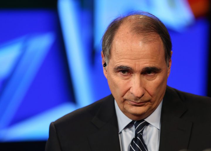 Former Obama advisor David Axelrod tweeted his suspicion that the DNC's recent behavior was biased in favor of Hillary Clinton.