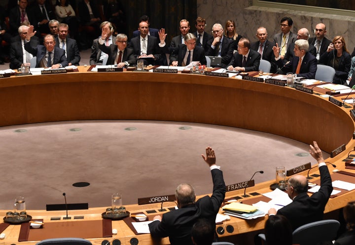 A team of U.N. sanctions monitors said in a confidential report seen by Reuters that a medium-range Emad rocket that Iran tes