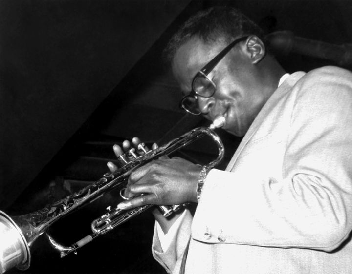 American jazz trumpeter Miles Davis performs on stage with the Miles Davis Sextet in 1958 in St. Louis. A recent study among jazz pianists found strong emotions can alter the workings of brain networks associated with creativity.