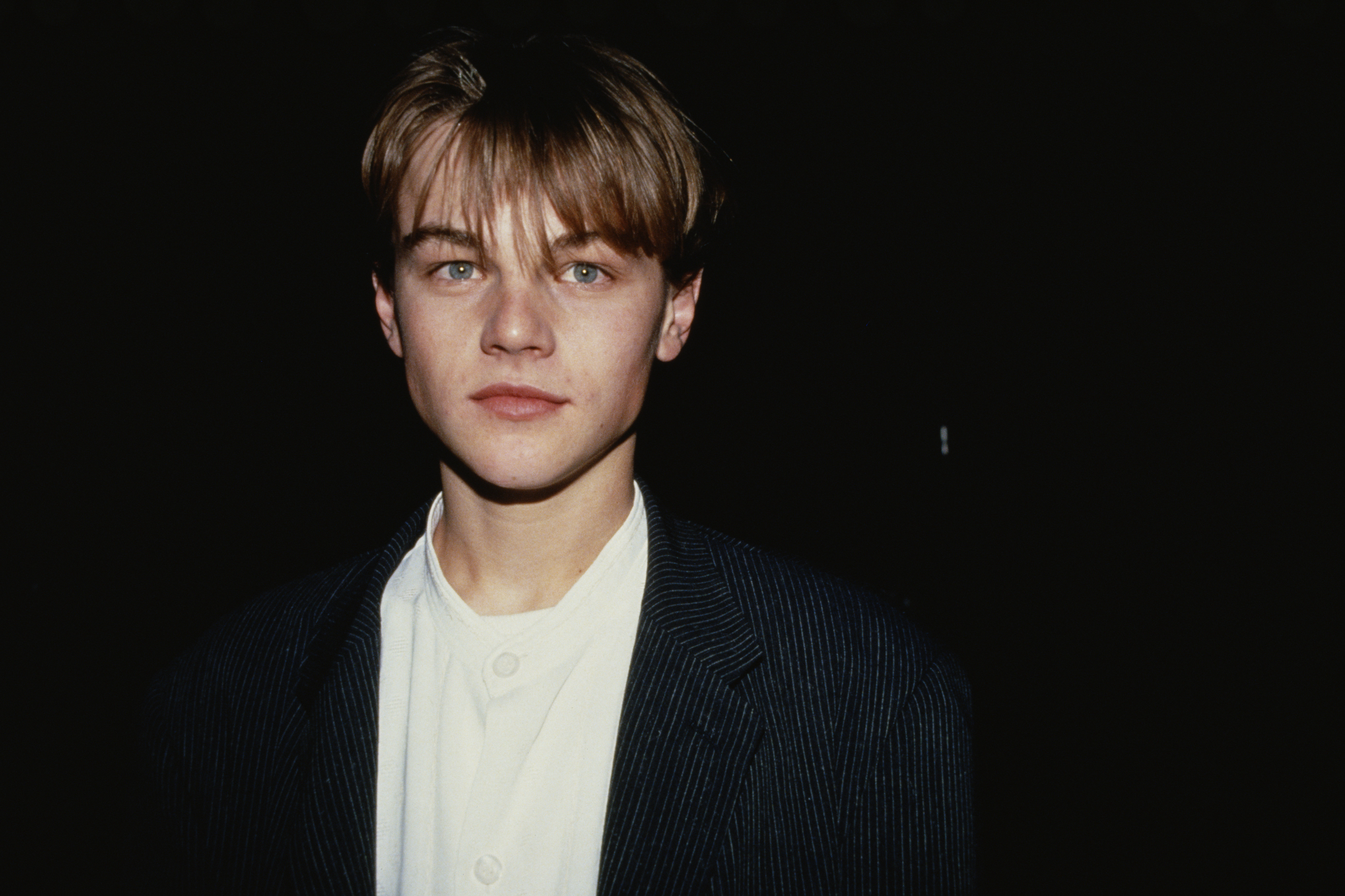 Clean cut style....Leonardo DiCaprio: 'Django Unchained' Tokyo Press  Conference | Leonardo dicaprio hair, Leonardo dicaprio, Mens hairstyles