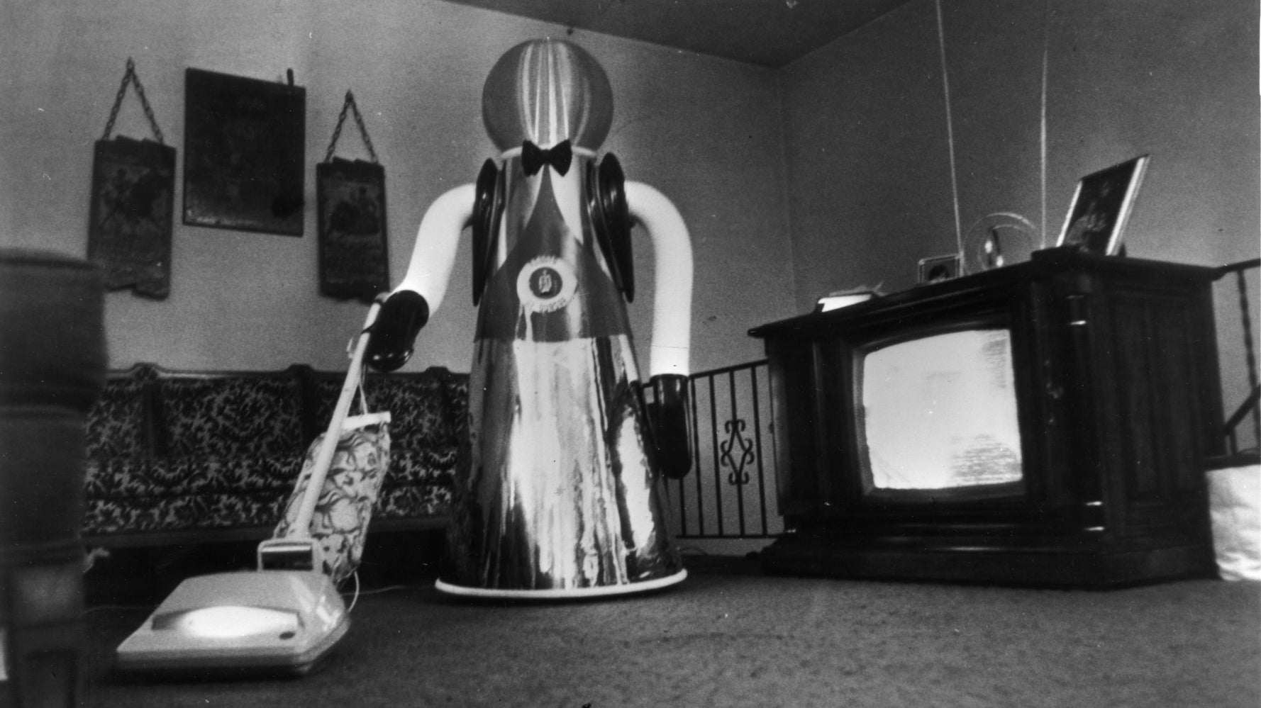 A Brief History Of Robot Butlers | HuffPost Impact