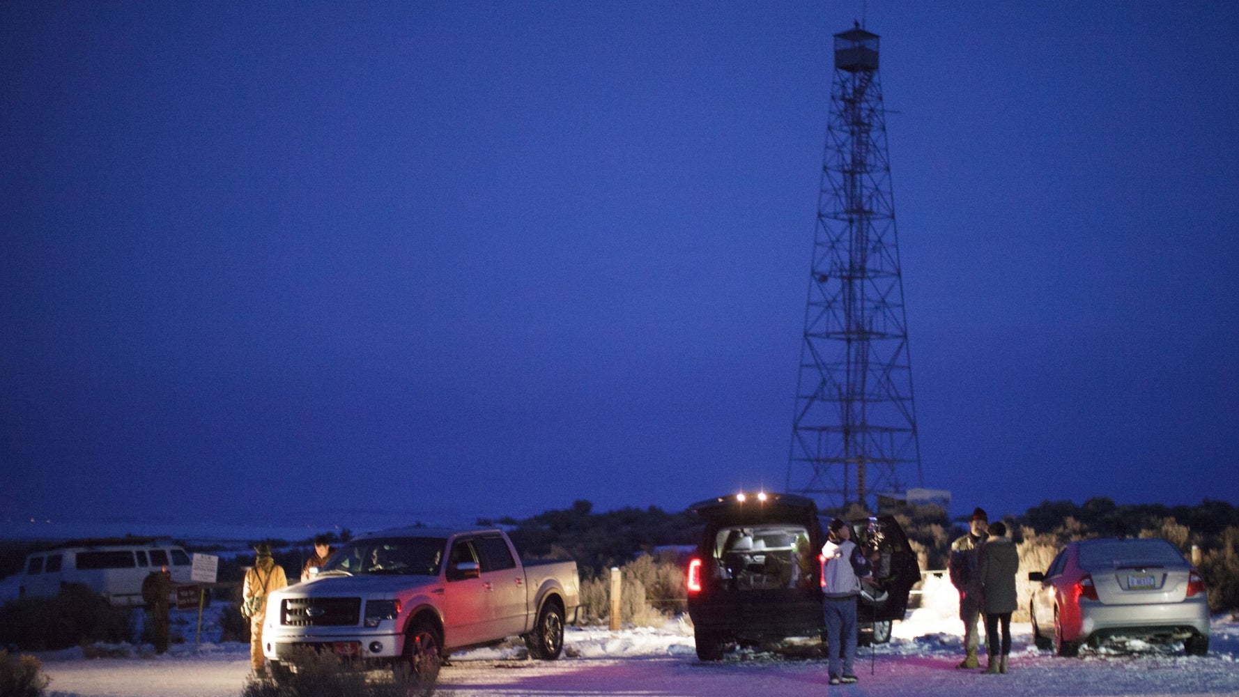 Here's What The Waco And Ruby Ridge Standoffs Taught The Feds About ...