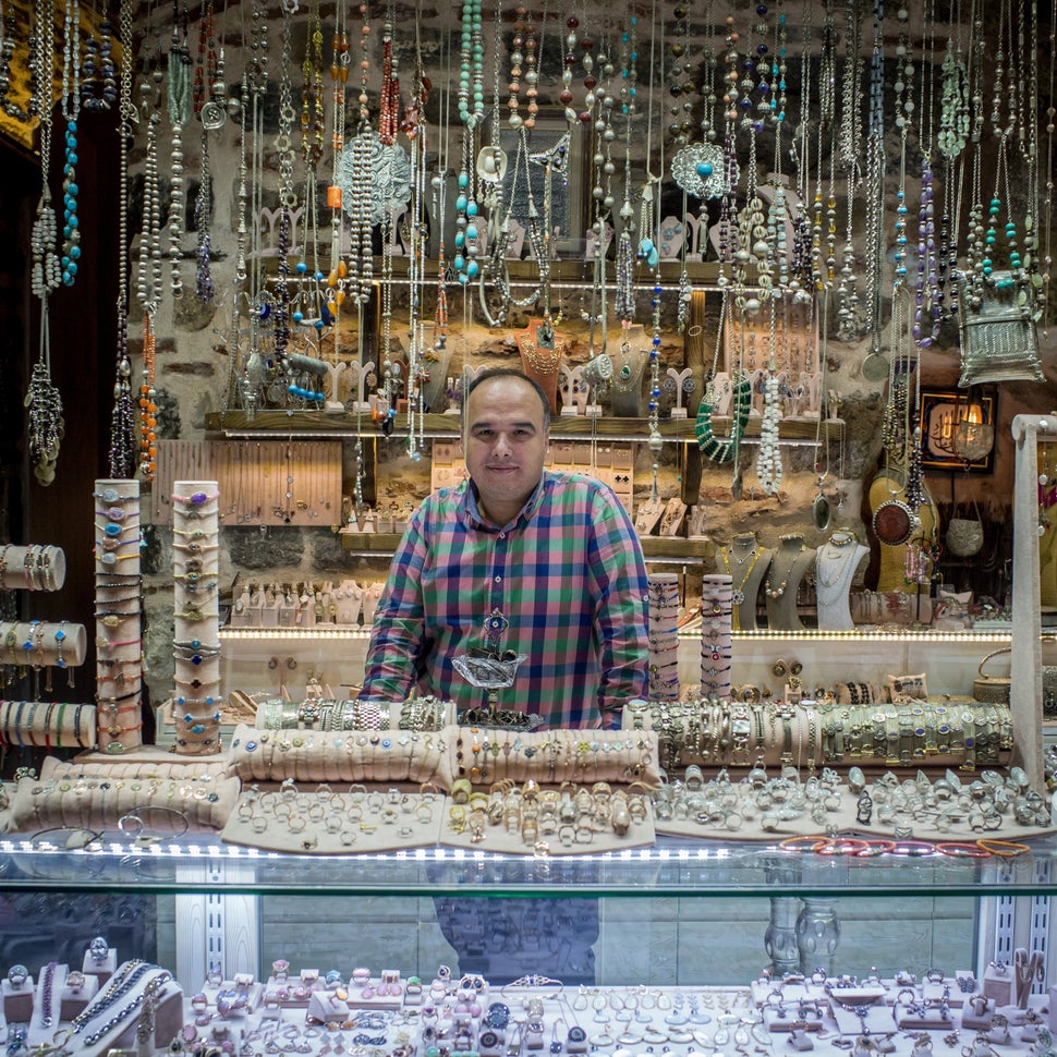 Travel Through Time With These Mesmerizing Portraits Of Turkey's Grand