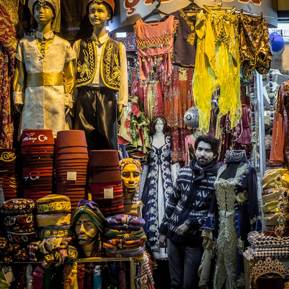 Travel Through Time With These Mesmerizing Portraits Of Turkey's Grand