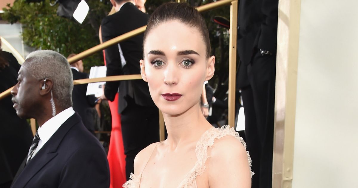 Rooney Mara Is Pretty In Pink At The Golden Globes | HuffPost Life