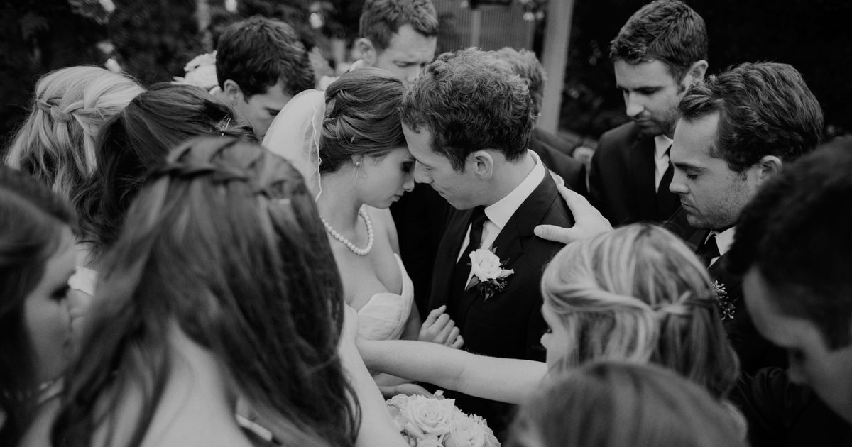 19 Emotional Wedding Moments That Will Make You Teary Eyed Too Huffpost Life