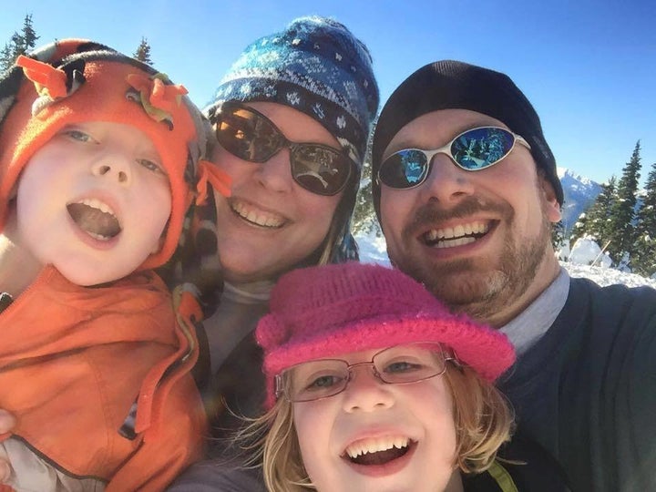 Elliot with his parents Lauren and Josh Nordberg and his 5-year-old younger sister, Claire.