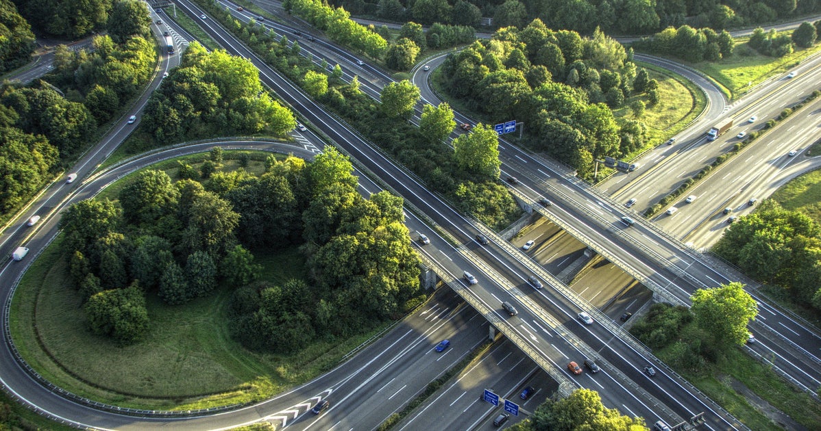 перекресток в парке