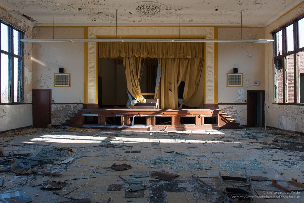 The auditorium at Carstens Elementary, closed in 2011.
