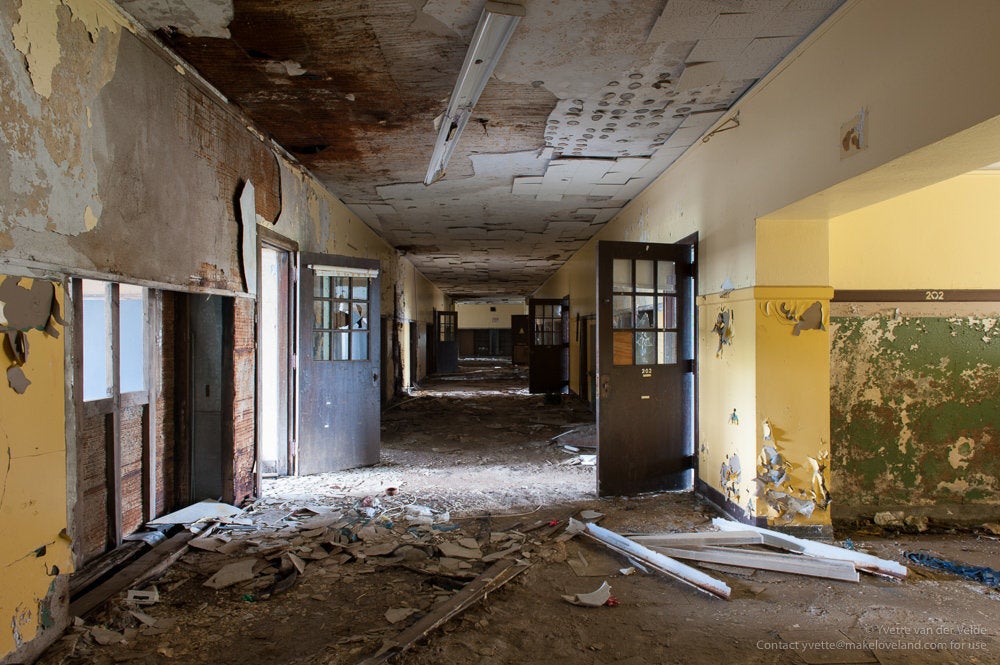 A hallway in Coolidge Elementary.