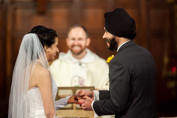 How 9 Couples Brought Their Faiths Together On Their Wedding Day Huffpost 5287