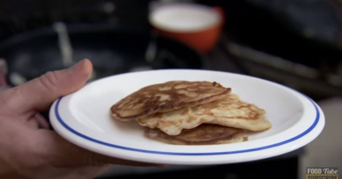 The Easiest 3Ingredient Pancakes In The World HuffPost Life