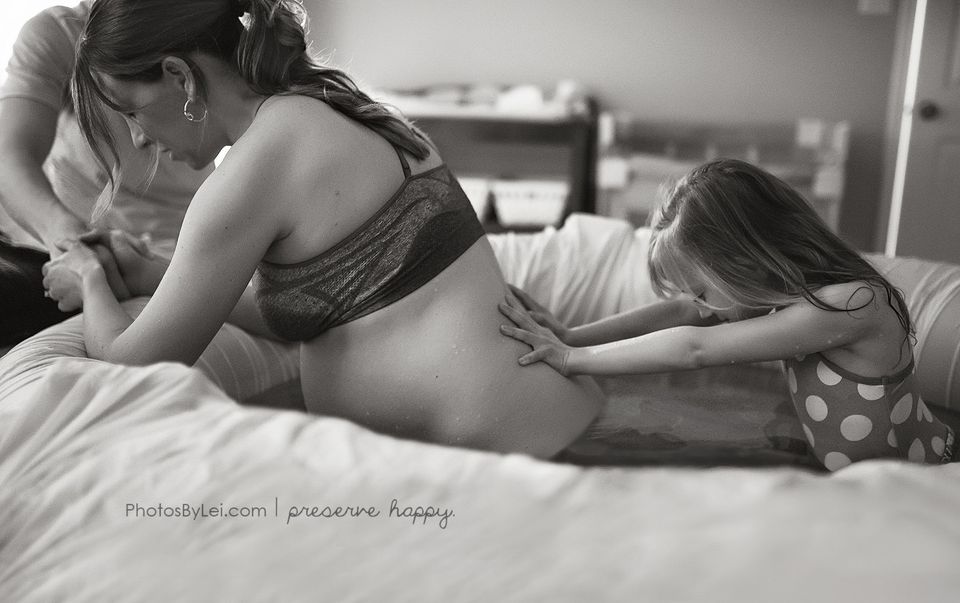 17 Intimate Photos That Show Birth Is Beautiful In All Forms