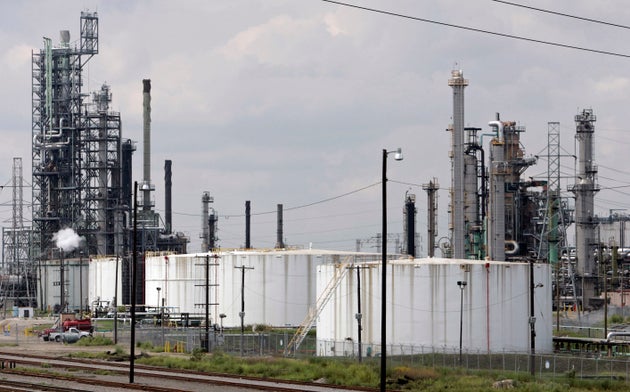Detroit residents and local officials have criticized Marathon Petroleum's plans to increase emissions...