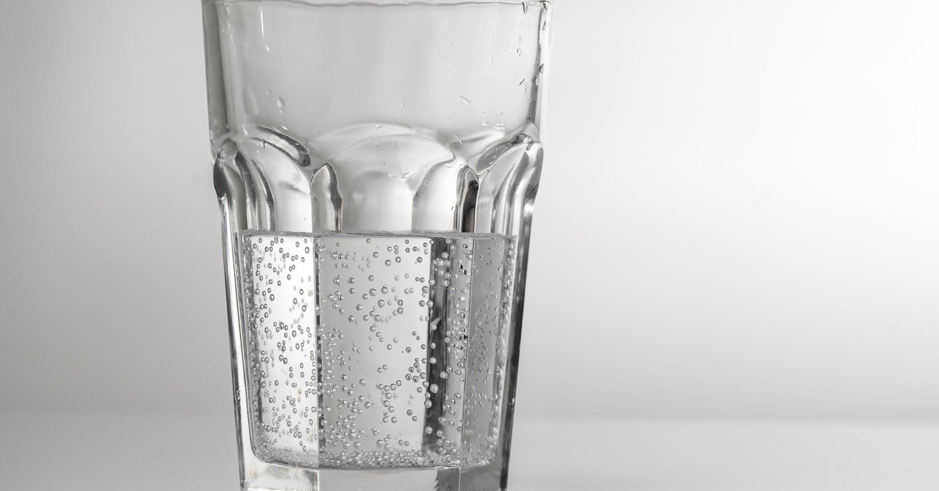 Bad News For Seltzer Lovers It’s Not As Healthy As You Think HuffPost