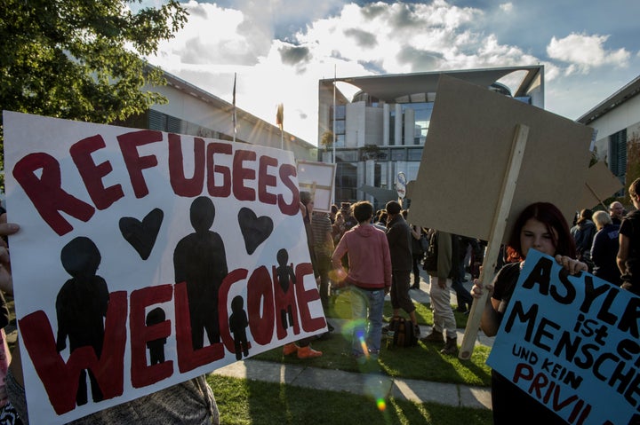 Alshater's video received many positive comments, including from people who said they are normally against welcoming refugees.