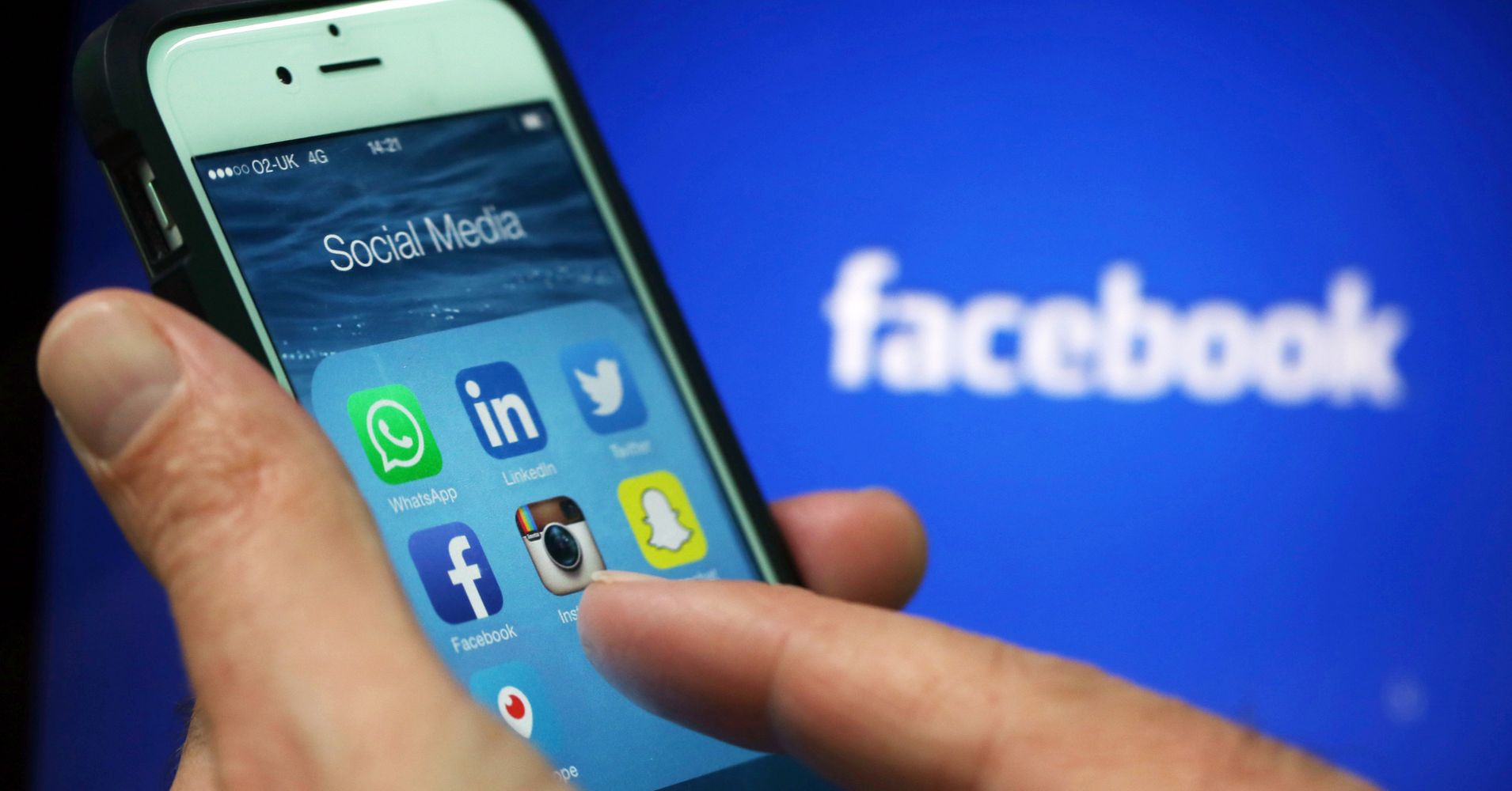 How To Stop Facebook From Draining Your Phones Battery HuffPost