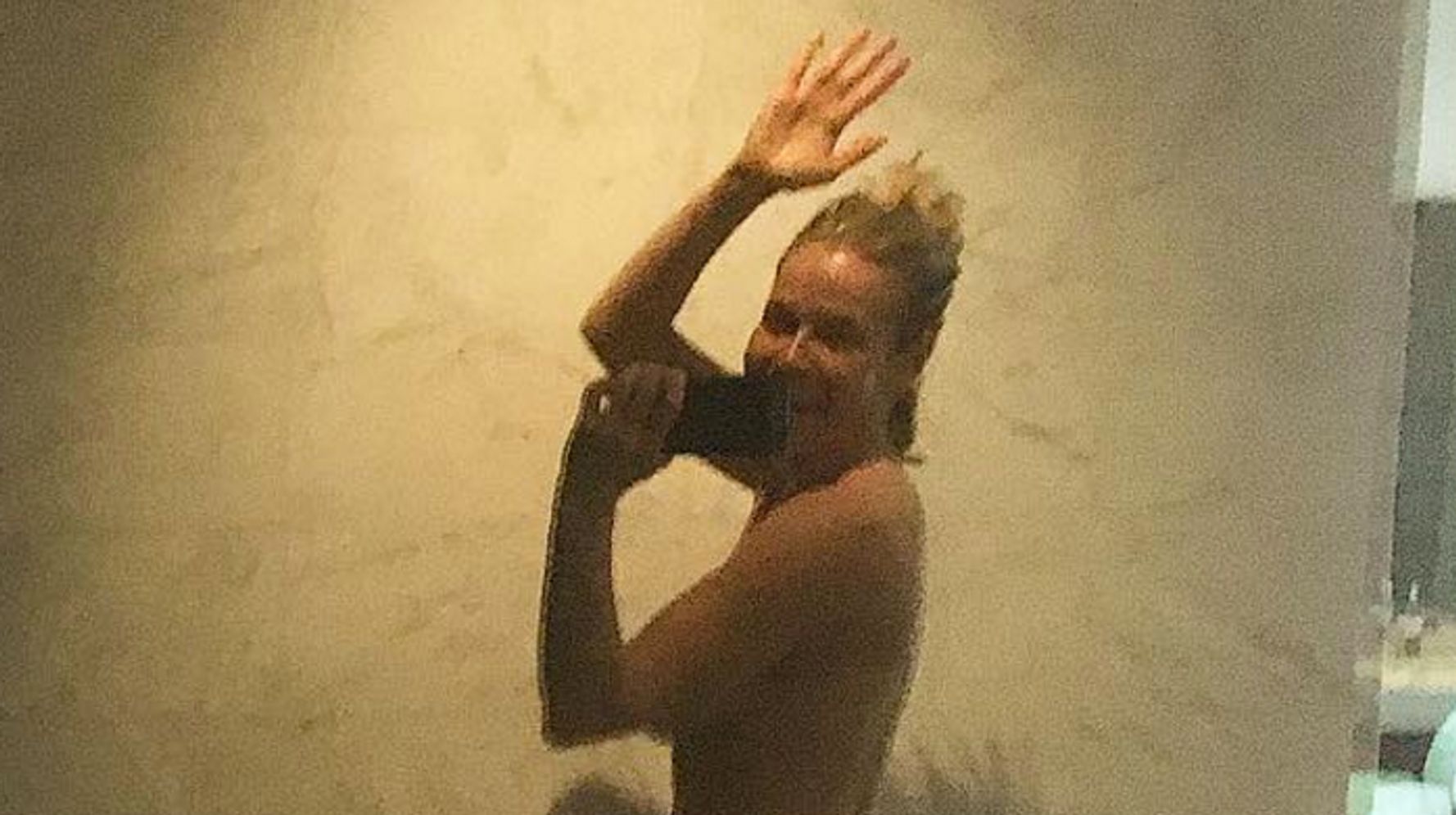 Chelsea Handler Gets 'Artsy' With Her Latest Nude Photo On I