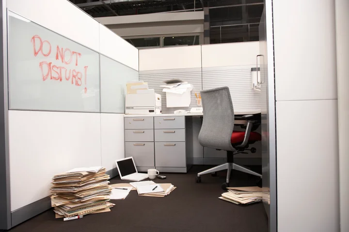 man verschijnt niet op werk