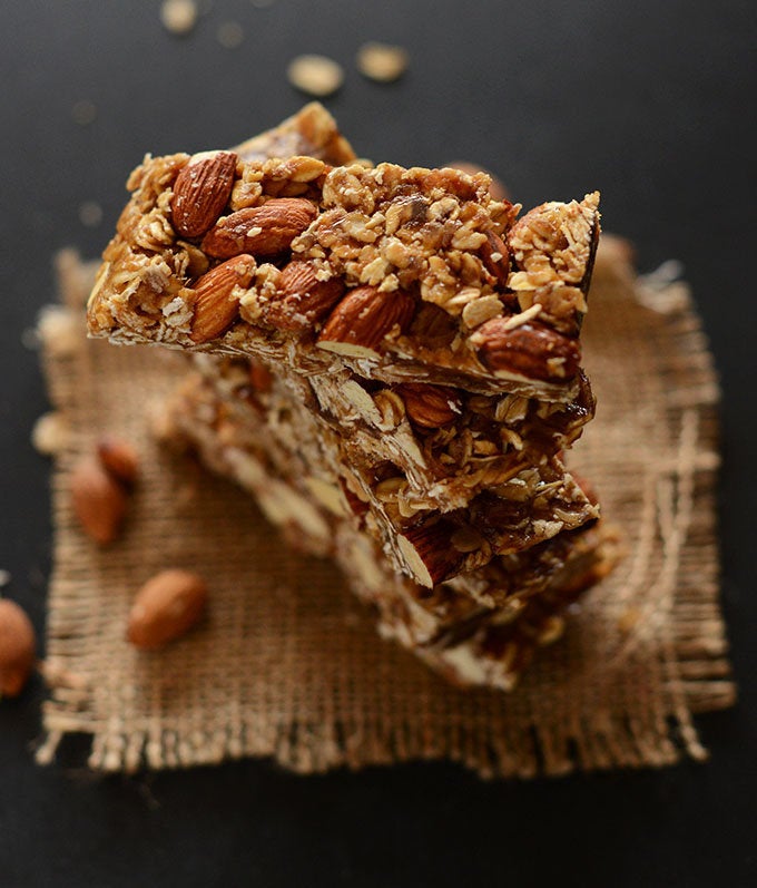 Healthy 5-Ingredient Granola Bars