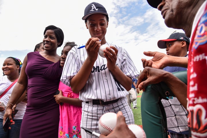 For Mo'ne Davis, the sudden fame was "overwhelming."