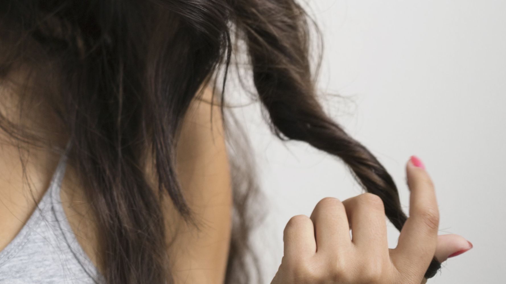 How To Break Unhealthy Beauty Habits, From Nail Biting To Hair Twirling |  HuffPost Life