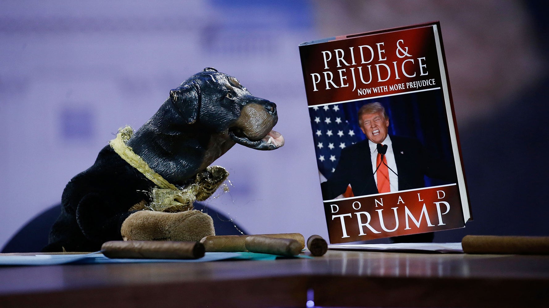 WATCH LIVE Triumph The Insult Comic Dog Puppeteer On 2016 HuffPost null