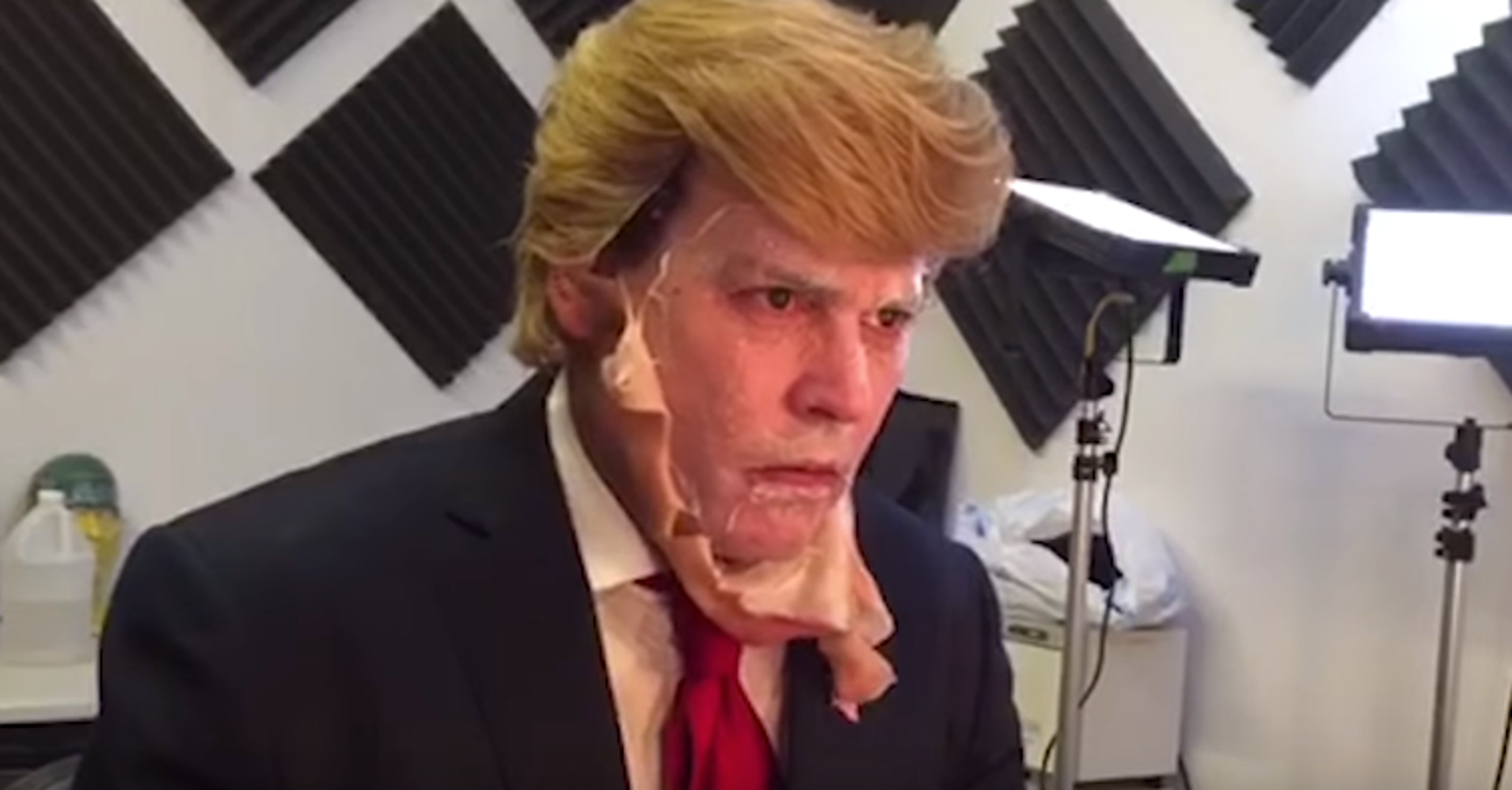 Johnny Depp Rips Off His Donald Trump Makeup In Oscar-Worthy