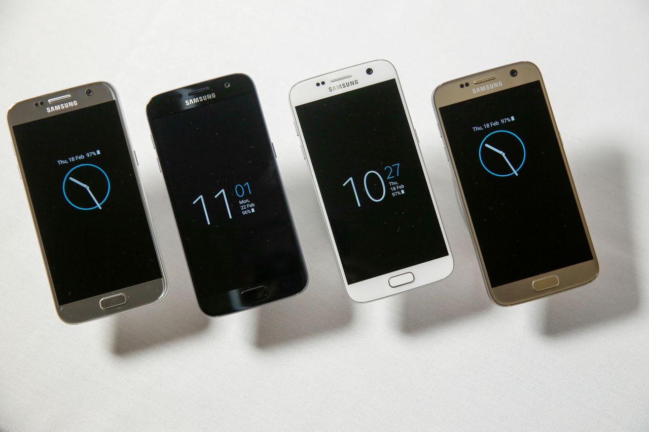 Four different colors for the Samsung Galaxy S7 -- plus, an "always-on" screen.