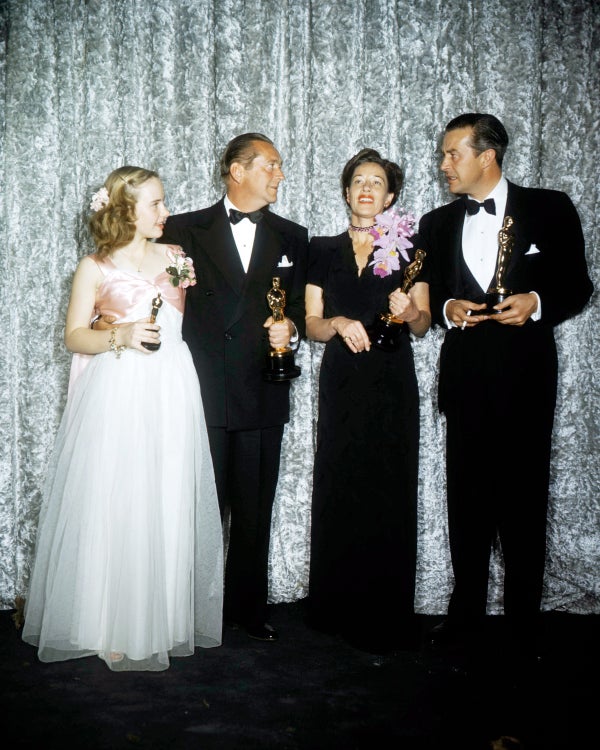 These Vintage Photos Of The Academy Awards Are Pure Old Hollywood ...