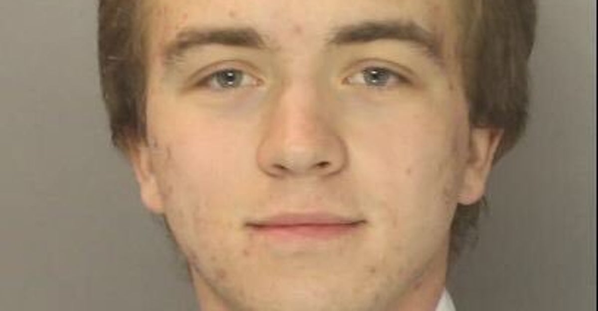 Ukrainian Accused Of Posing As High School Student Faces Underage Sex ...