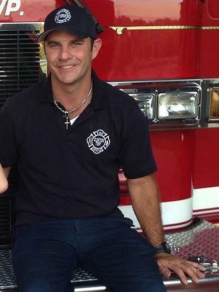 Ryan McCuen, the firefighter responsible for the act of compassion. 