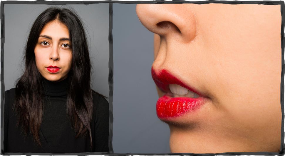 Lipstick: Revlon Super Lustrous Lipstick in Certainly Red