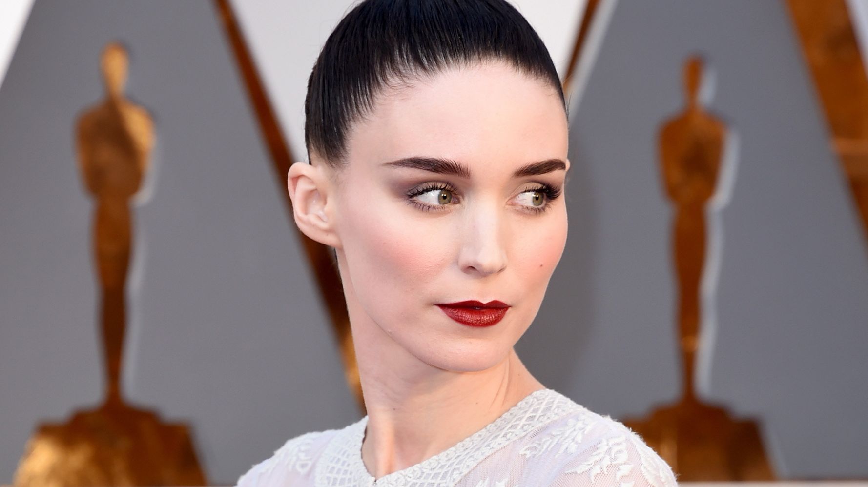 Rooney Mara Wears Yigal Azrouël