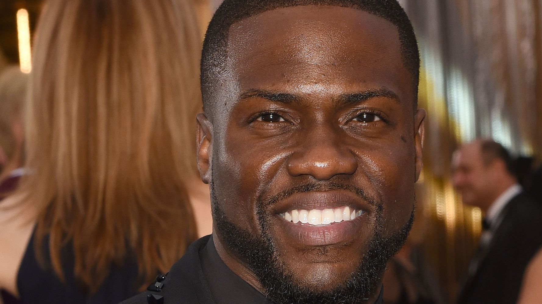 Кевин харт биография. Kevin Hart. Кевин Харт боулинг. Генри Харт отец Кевина Харта. Кевин Харт с режиссером Чарльзом м. Робинсоном, октябрь 2009.