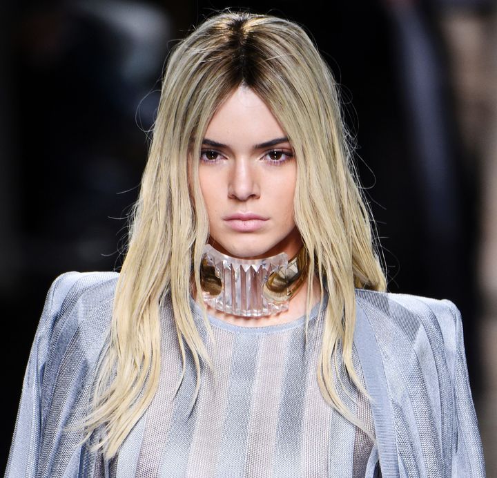 Kendall Jenner And Gigi Hadid Swap Hair Color, Turn Into Each Other ...