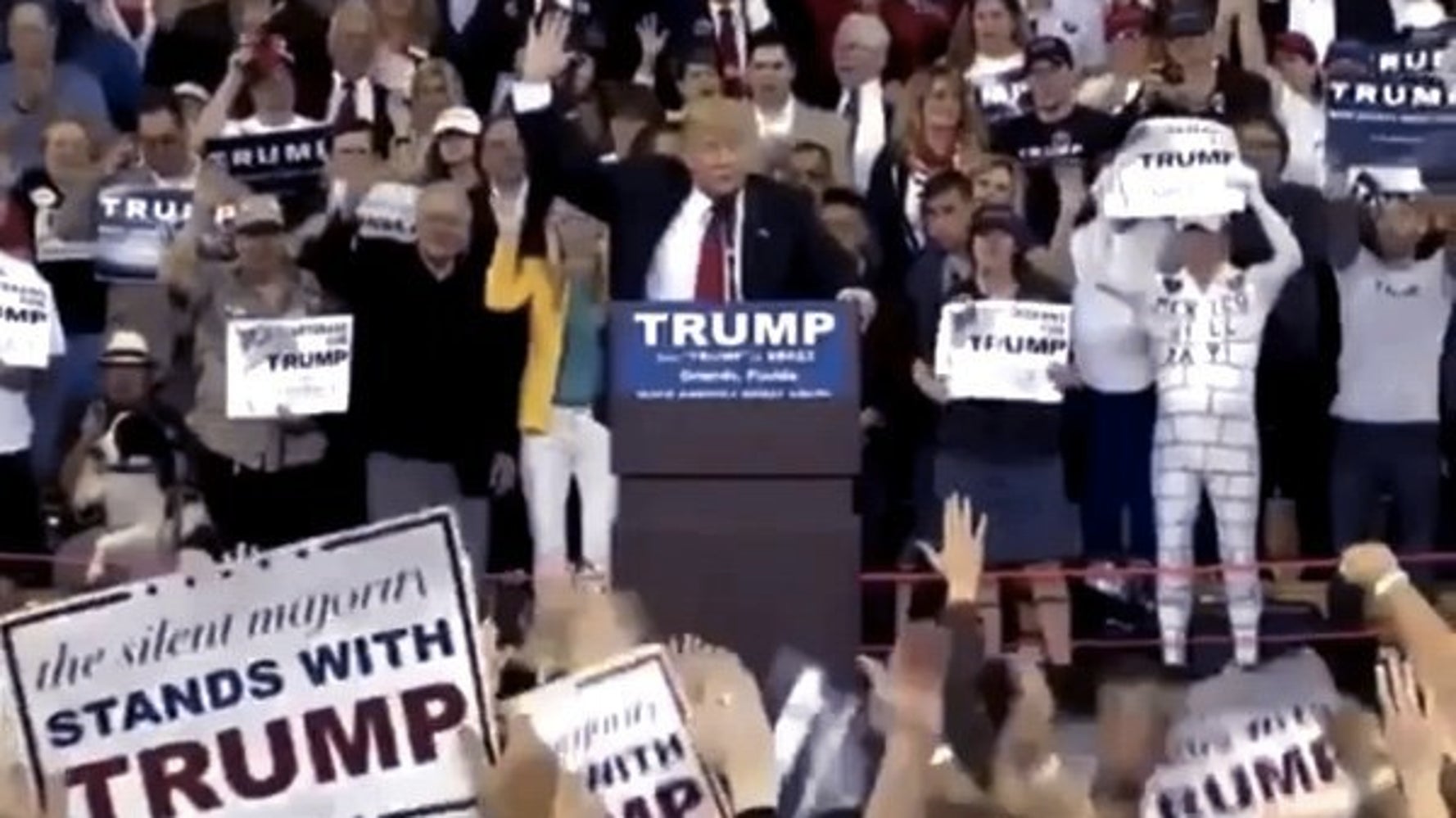 This donald trump rally looks like a scene from nazi germany huffpost