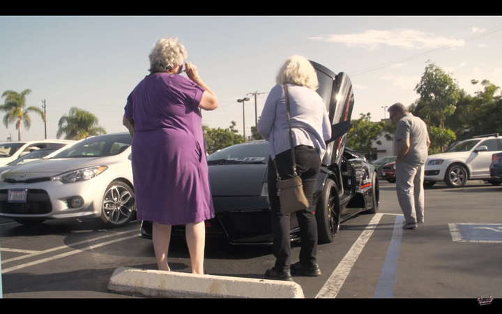 The ladies realize the car's superpower of attracting men.