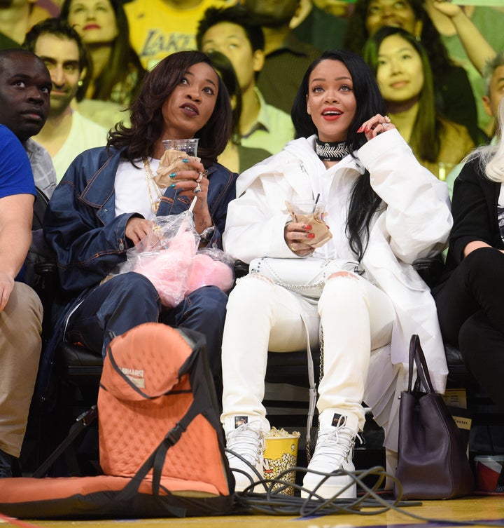 Rihanna and her bestie Melissa Forde take in all the sights at the Golden State Warriors and Los Angeles Lakers game. Meanwhile, we're watching her courtside style.