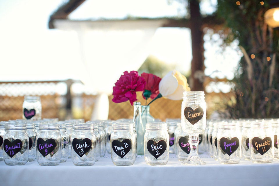 19 Charming Backyard Wedding Ideas For Low Key Couples Huffpost Life