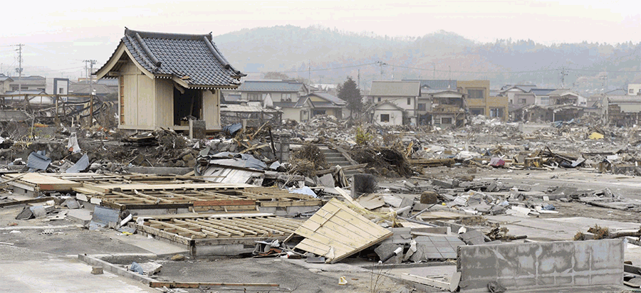 Iwaki city in Fukushima prefecture on April 27, 2011 and February 14, 2016.