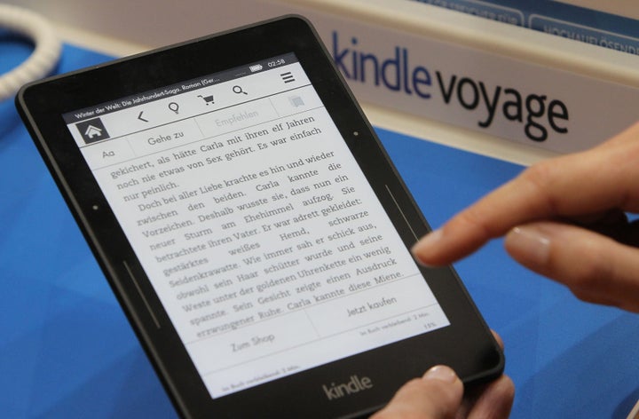 How To Update Your Kindle Amazon Launches Critical Software Update Huffpost Uk Tech