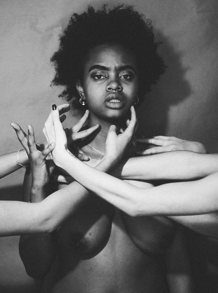 Powerful Photo Series Captures The Ugly Reality Of Appropriating Black Powerful Photo Series Captures The Ugly Reality Of Appropriating Black