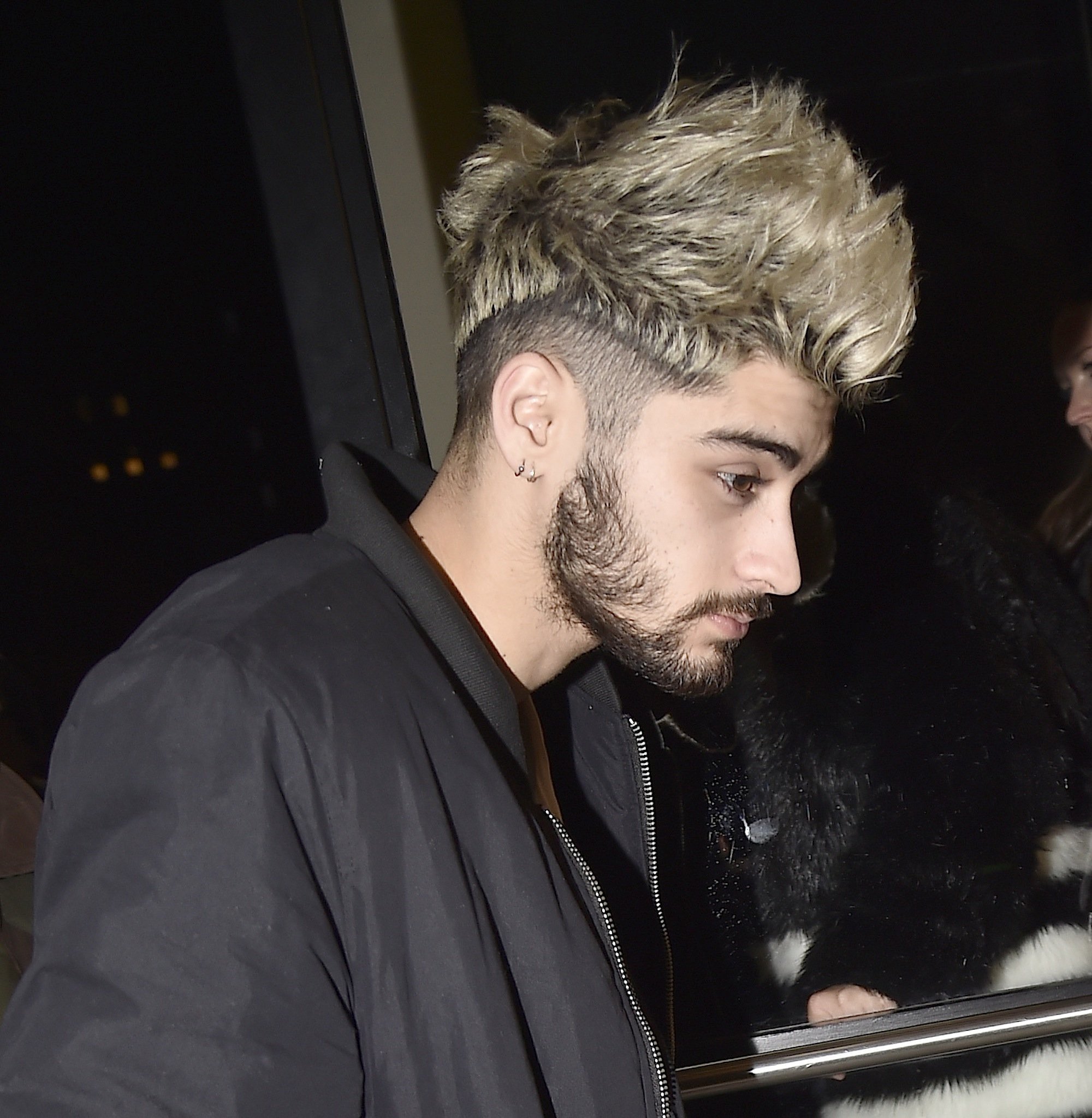 Zayn Malik Debuts a Bleached Buzz Cut Yet Again | J-14