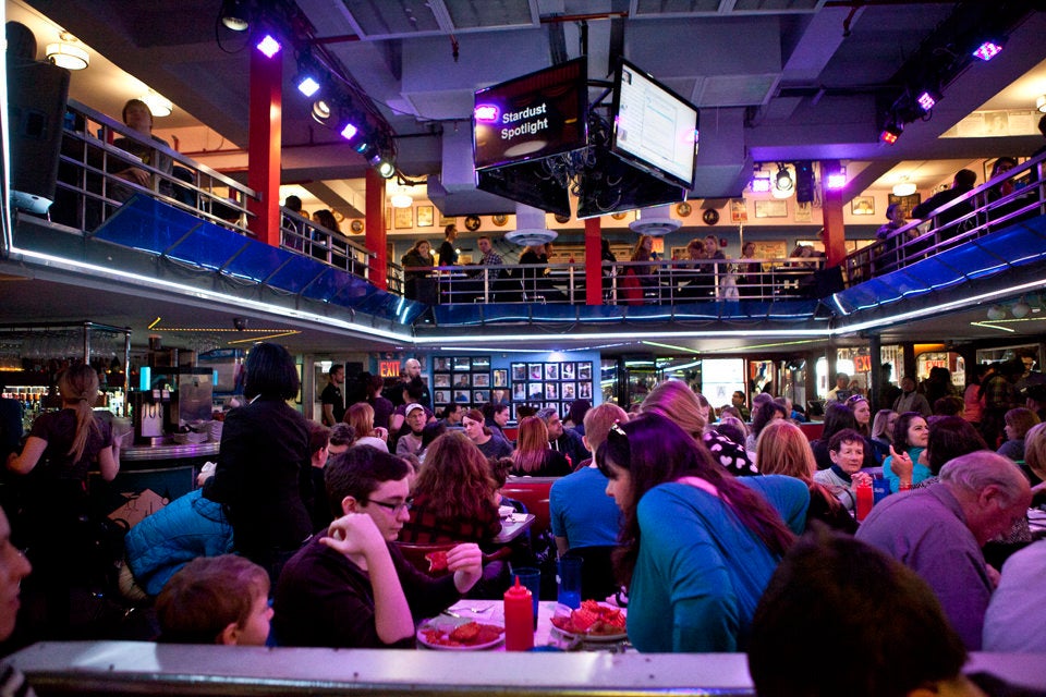 The Disappearing Charm Of New York City's Diners, Captured In Photos