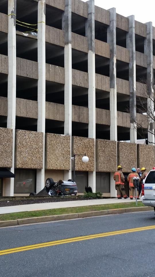 This image shows how far the vehicle fell from the parking garage.