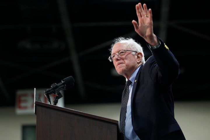 A report from Jezebel shows that Bernie Sanders' 10 highest-paid staffers are all men.