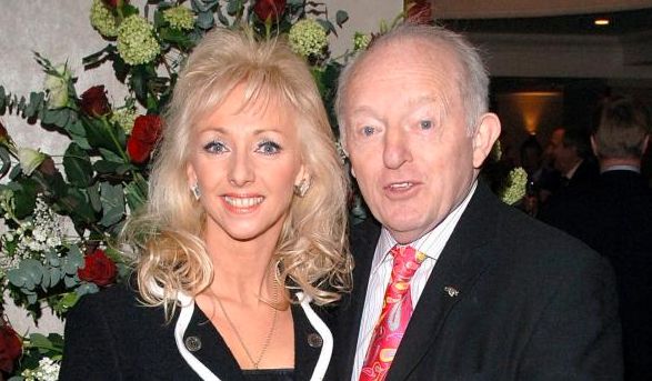 <strong>Paul Daniels was performing alongside his wife Debbie McGee until he was diagnosed with a brain tumour, only a few weeks before his death.</strong>