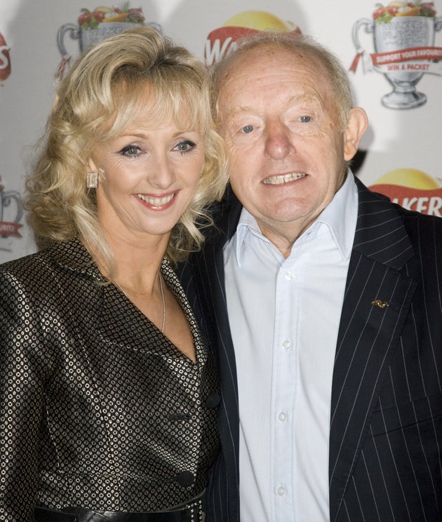 Paul Daniels’ Wife Debbie McGee Remembers Magician In First Interview ...