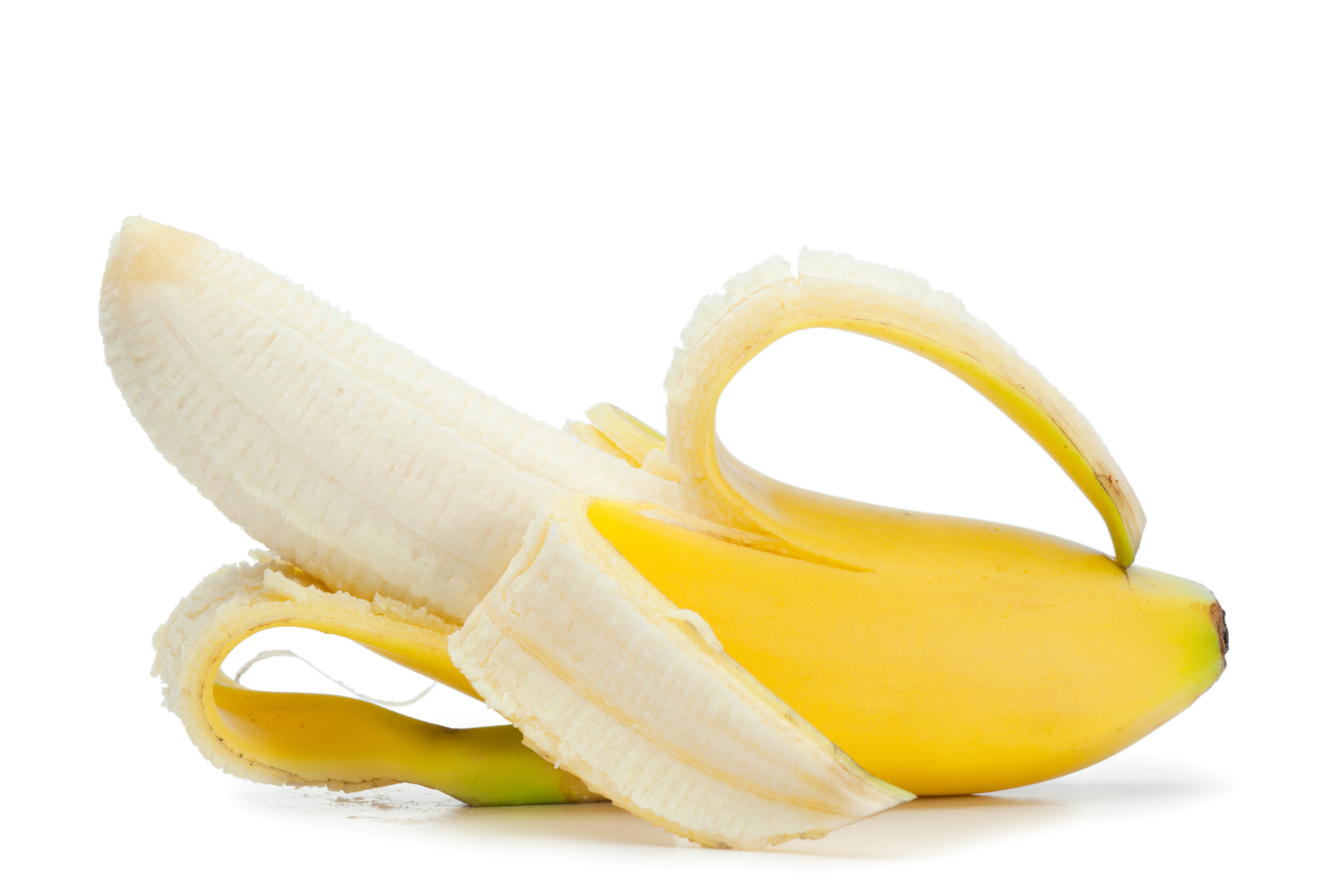 There S An Even Easier Way To Peel A Banana HuffPost   56ec084e1e000087007049e0 